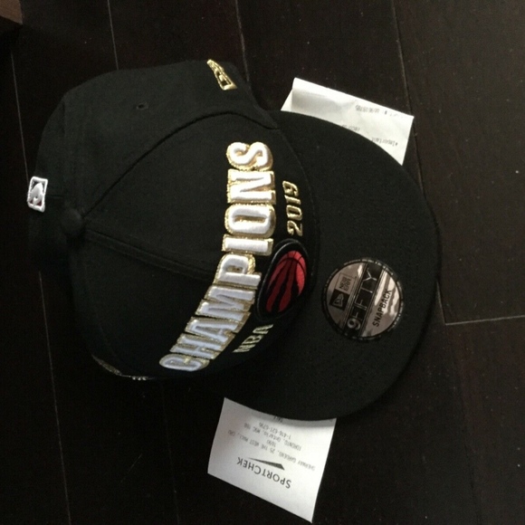 Raptors 2019 Championship Hat - Picture 2 of 4